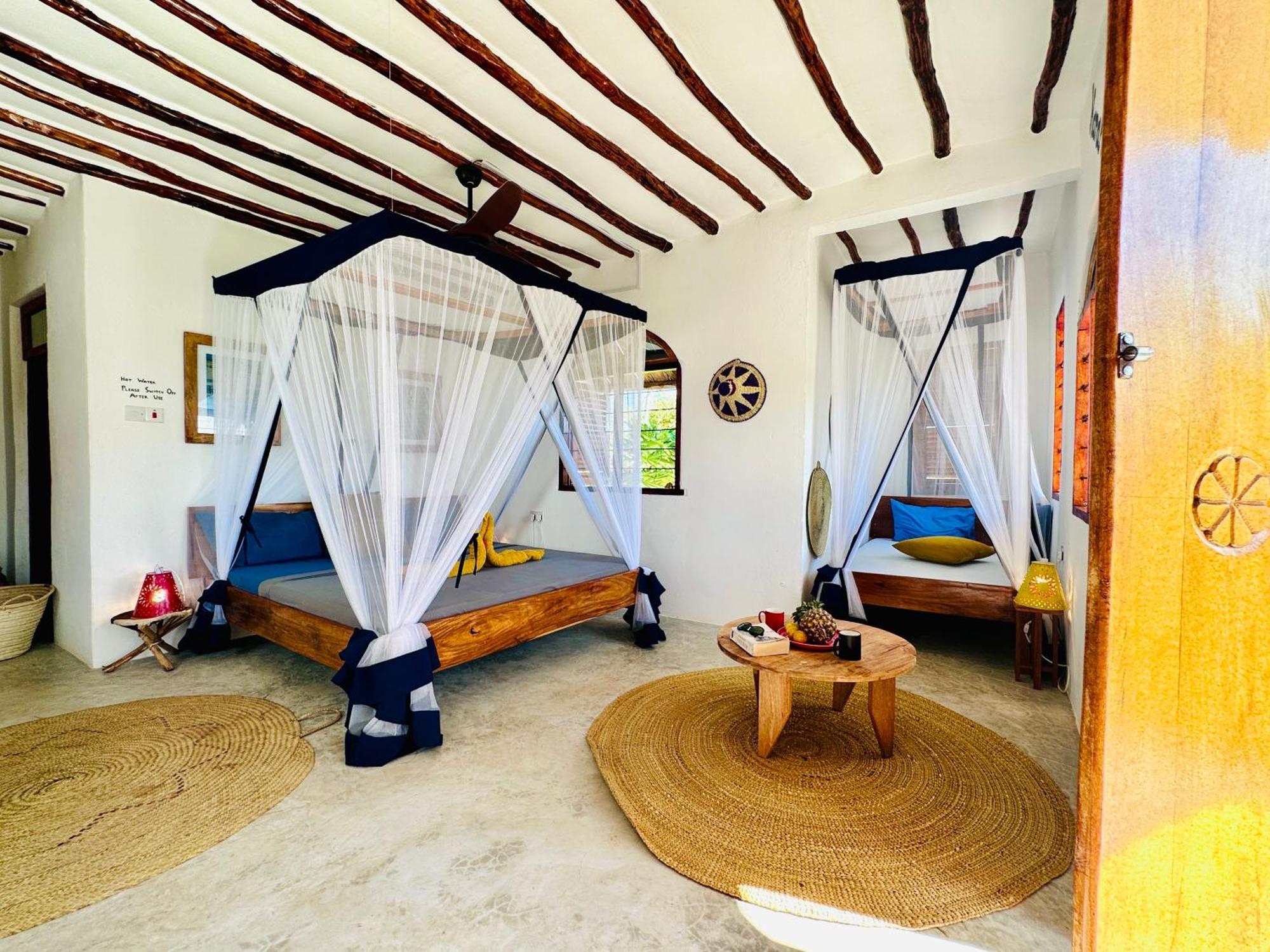 Hotel Kameleon Blue à Kizimkazi Extérieur photo