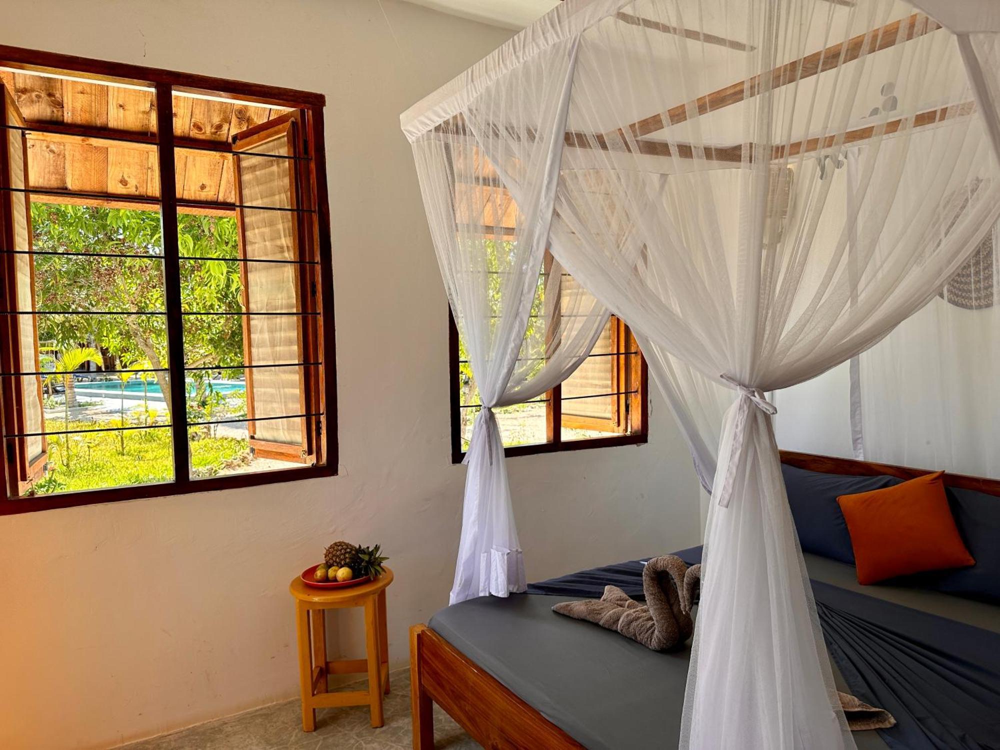 Hotel Kameleon Blue à Kizimkazi Extérieur photo