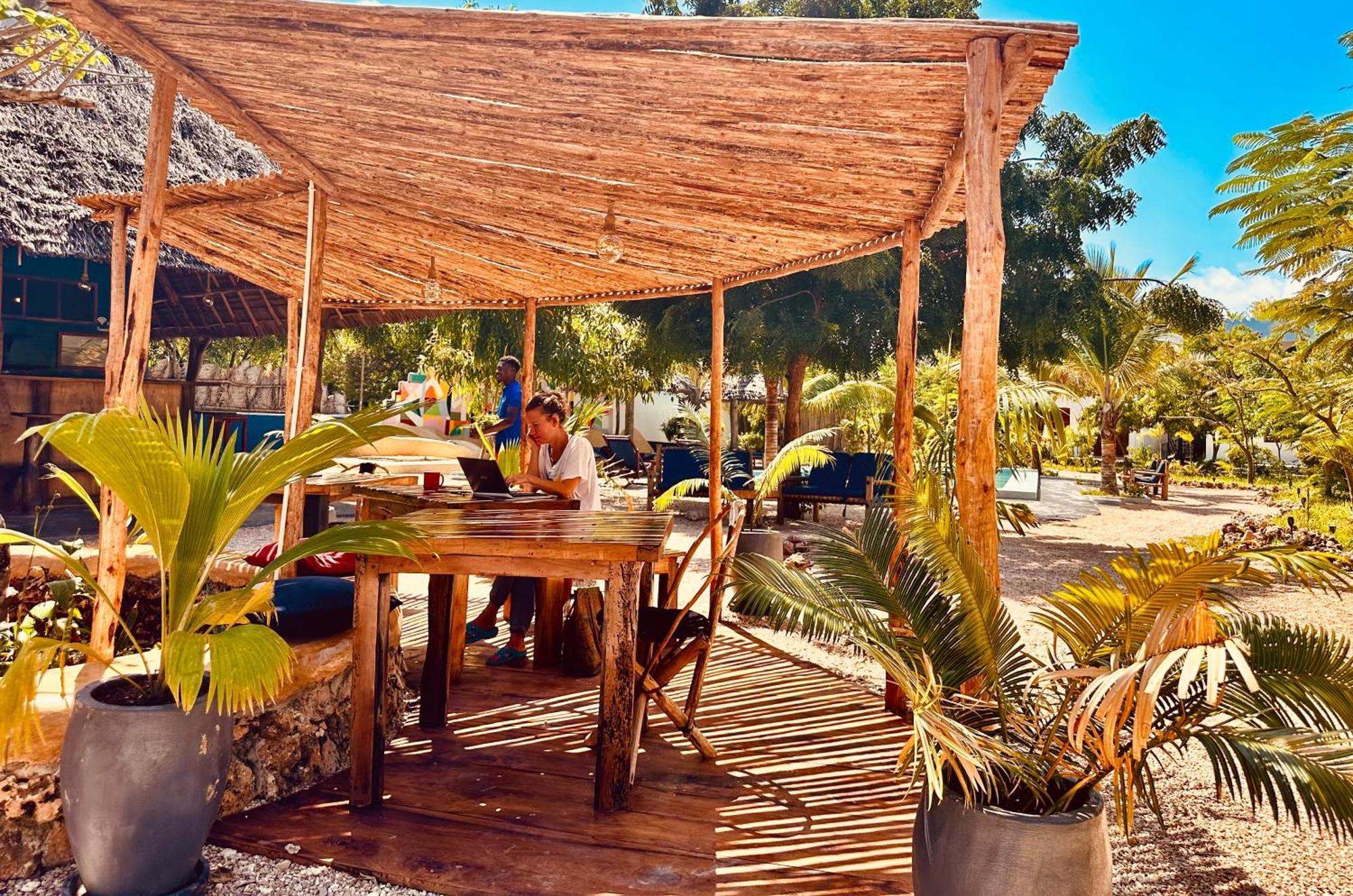 Hotel Kameleon Blue à Kizimkazi Extérieur photo
