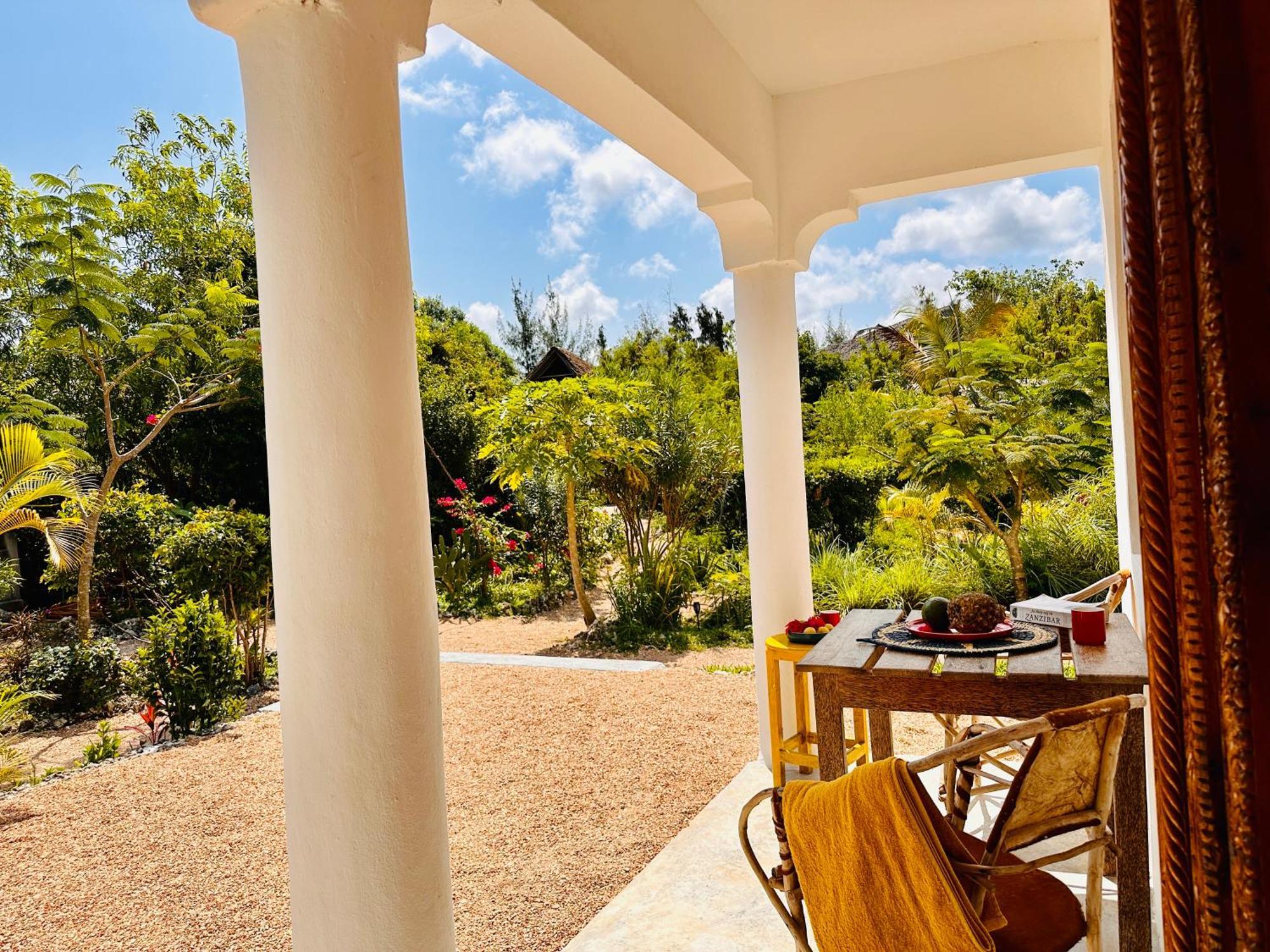 Hotel Kameleon Blue à Kizimkazi Extérieur photo
